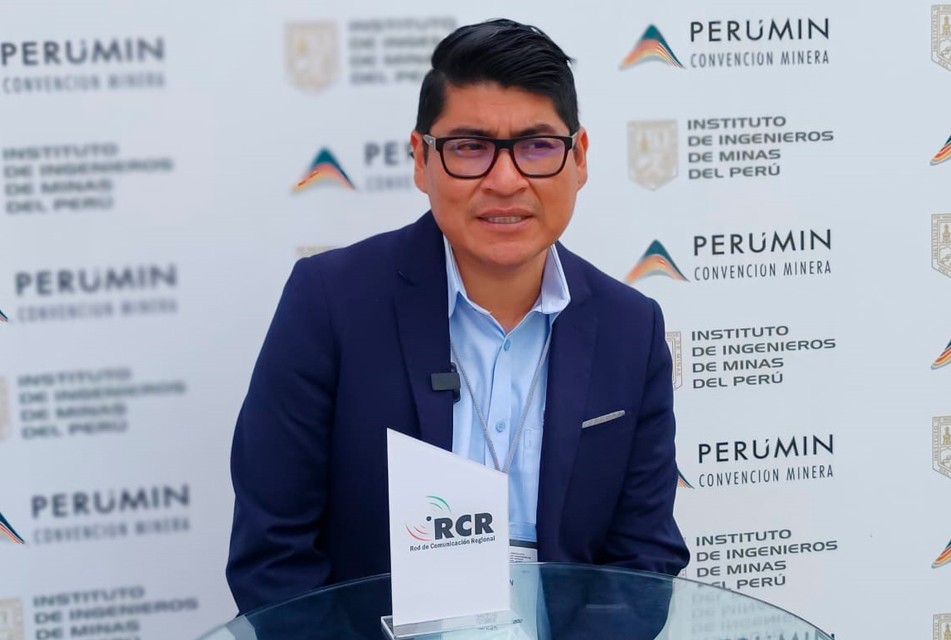 LA  MINERÍA ILEGAL Y LA CORRUPCIÓN AMENAZAN EL PANORAMA ELECTORAL DE PERÚ MIENTRAS EL PAÍS CARECE DE LIDERAZGO
