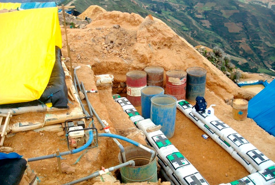 AUTORIDADES DE CAJAMARCA NO HACEN NADA PARA COMBATIR A LA MINERÍA ILEGAL