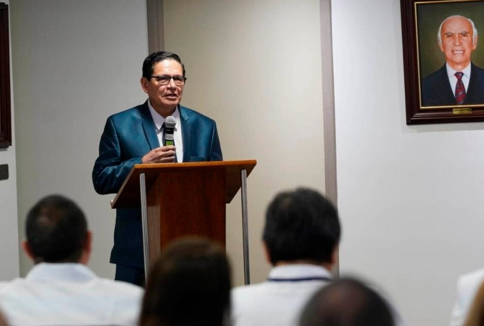ESSALUD GARANTIZA TRANSPARENCIA EN DESIGNACIONES Y DIÁLOGO ABIERTO CON GREMIOS