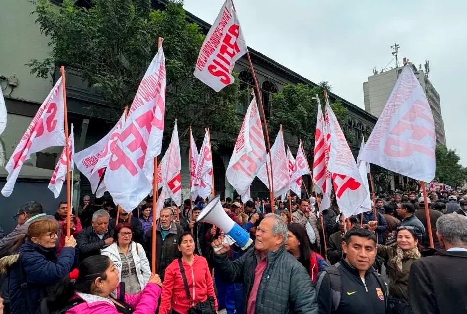 SUTEP LOGRA AVANCE EN PENSIONES Y PLANTEA RETIRO ADELANTADO DE CTS PARA DOCENTES