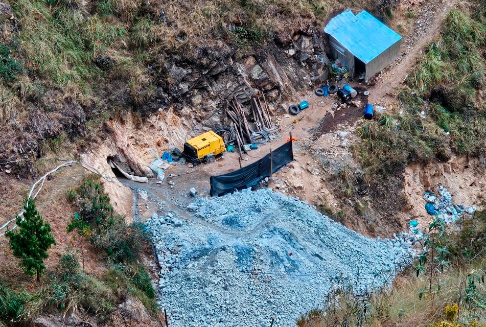 DENUNCIAN QUE POLÍTICOS EN CAJAMARCA ESTARÍAN SIENDO FINANCIADOS POR LA MINERÍA ILEGAL Y QUE LA CORRUPCIÓN SE EXTIENDE A NIVEL NACIONAL