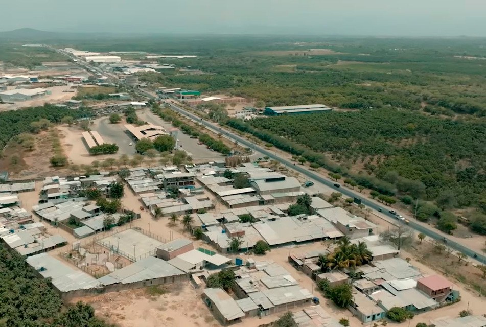 IMPULSAR PROYECTOS DE TALLA MUNDIAL COMO EL ALGARROBO MEJORARÁN ECONOMÍA DE PIURA Y PERMITIRÁN DERROTAR POBREZA EN TAMBOGRANDE