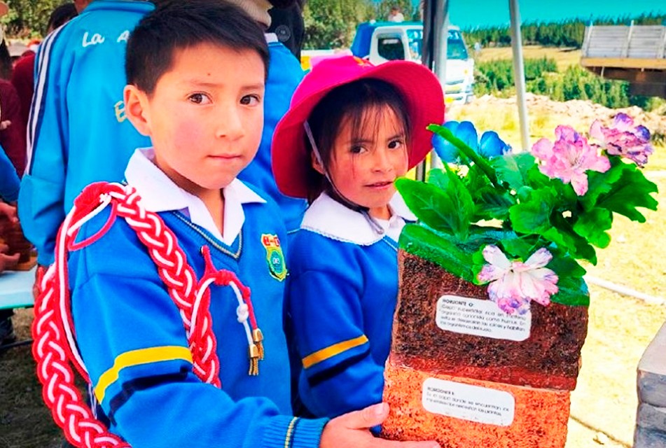 UNESCO, MUNICIPALIDAD PROVINCIAL DE CAJAMARCA, UGEL Y NEWMONT ALAC IMPULSAN LA FORMACIÓN DOCENTE EN CAMBIO CLIMÁTICO