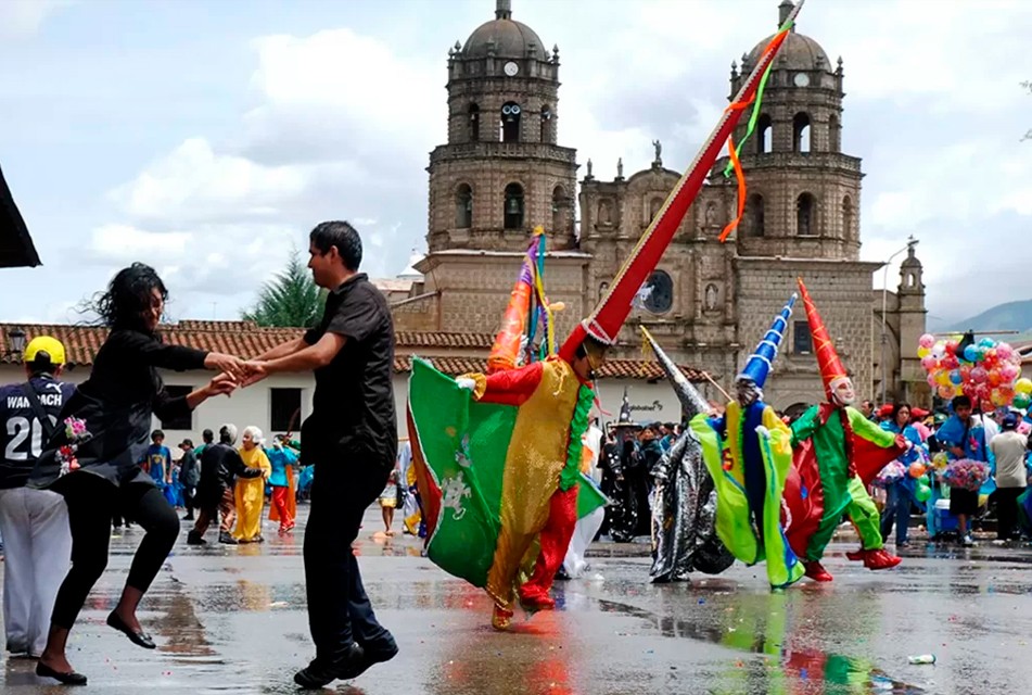 AFIRMAN QUE CAJAMARCA DEBE GENERAR CONFIANZA PARA DESTRABAR IMPORTANTE CARTERA DE PROYECTOS