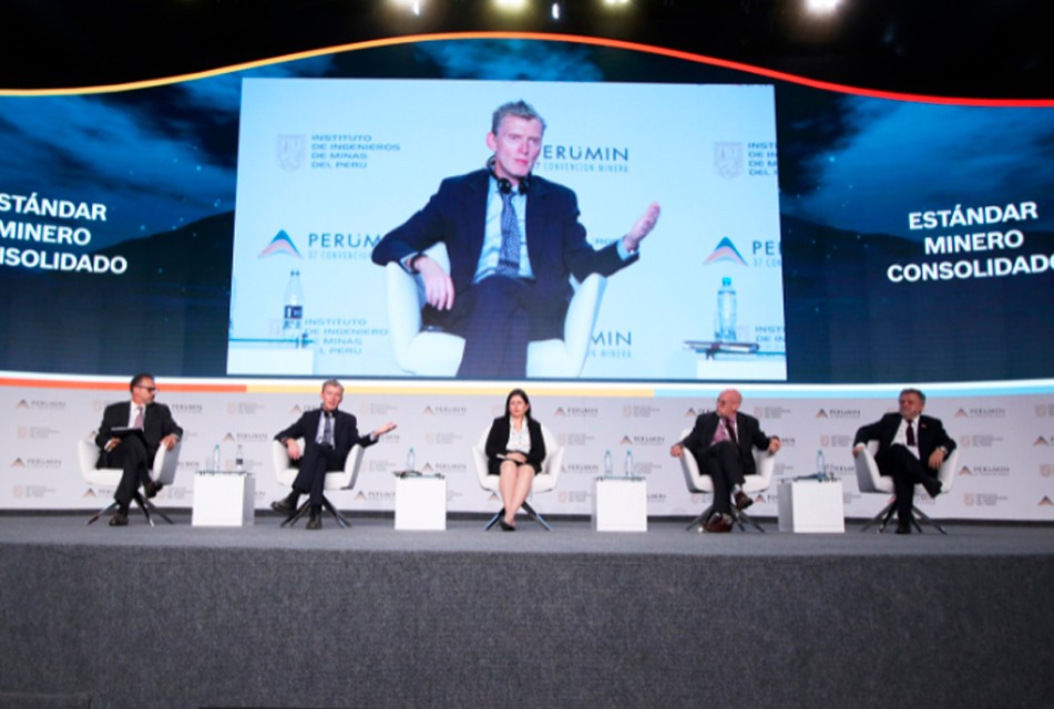 EXPERTOS PROPONEN LA CREACIÓN DE UN ESTÁNDAR MINERO PARA GARANTIZAR SOSTENIBILIDAD A ESCALA MUNDIAL