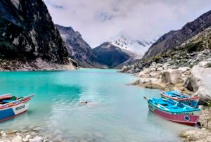 INDECOPI SANCIONA A TRES AGENCIAS DE VIAJES EN ÁNCASH POR EXPONER A TURISTAS A UNA SITUACIÓN DE RIESGO EN LA LAGUNA PARÓN