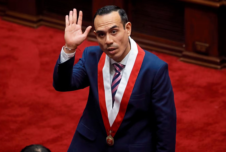 JERÍ NO DEBE CONTINUAR EN LA PRESIDENCIA SI NO SOLUCIONA LA DELINCUENCIA Y LOS PROBLEMAS SECTORIALES