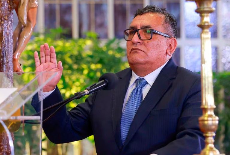 NUEVO MINISTRO DE ENERGÍA Y MINAS NO SABE NADA DE MINERÍA Y VA A NECESITAR SOPORTE TÉCNICO