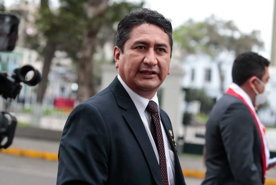 WLADIMIR CERRÓN, DOS AÑOS PRÓFUGO: LA BURLA DE UN CONDENADO QUE DESNUDA EL BLINDAJE POLÍTICO