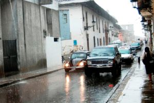 LLUVIAS PERSISTEN EN CAJAMARCA, PERO ALCALDES NO REGISTRAN DAÑOS Y DEMORAN LA AYUDA REGIONAL