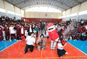 SANIPES NOMBRA A 10 LÍDERES ESCOLARES DE INOCUIDAD Y SENSIBILIZA CON TEATRO A 600 ESTUDIANTES EN BUENAS PRÁCTICAS INOCUAS