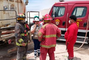 OEFA SUPERVISA ACCIONES DE CONTINGENCIA ANTE INCENDIO EN BOTADERO MUNICIPAL DE TACNA