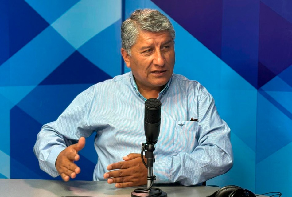 FERNANDO CASTILLO: AVANCE DE LA MINERÍA ILEGAL PONE EN RIESGO LA INVERSIÓN Y FOMENTA LA PRESENCIA DE ECONOMÍAS ILEGALES