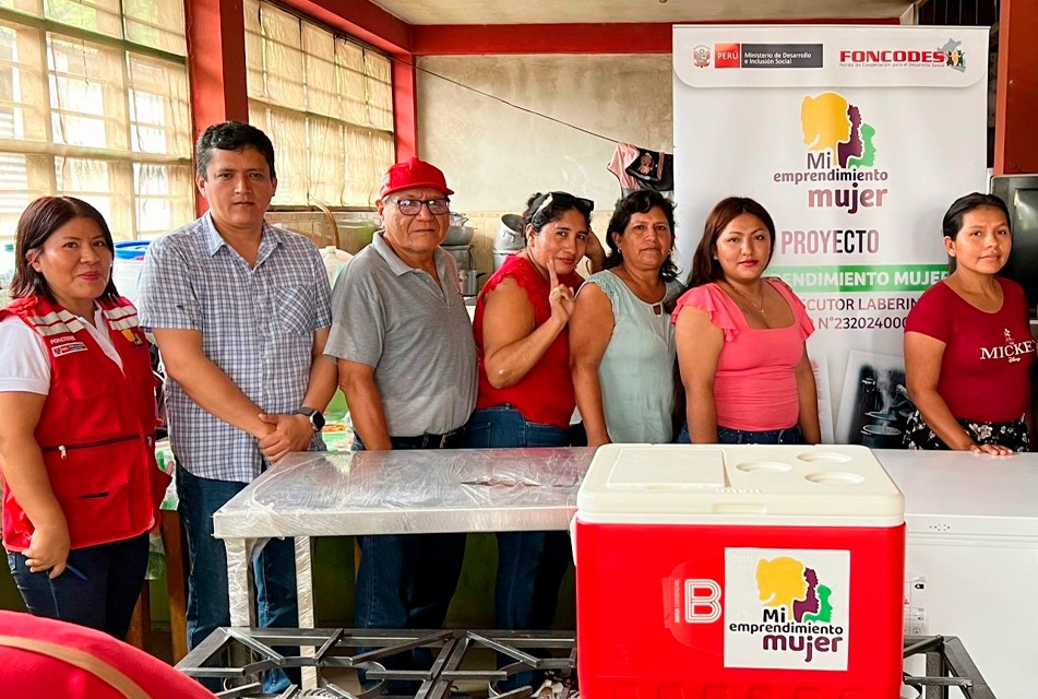 EN INAMBARI Y LABERINTO FONCODES PROMUEVE INCLUSIÓN ECONÓMICA DE MUJERES USUARIAS DE COMEDORES POPULARES Y OLLAS COMUNES