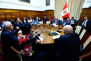 CONGRESO: PLENO VOTARÁ ESTE MIÉRCOLES INFORME PARA INHABILITAR POR 10 AÑOS A BETSSY CHÁVEZ