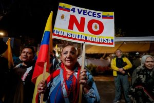 REFERÉNDUM EN ECUADOR RECIBE RECHAZO POR PARTE DE LA CIUDADANÍA