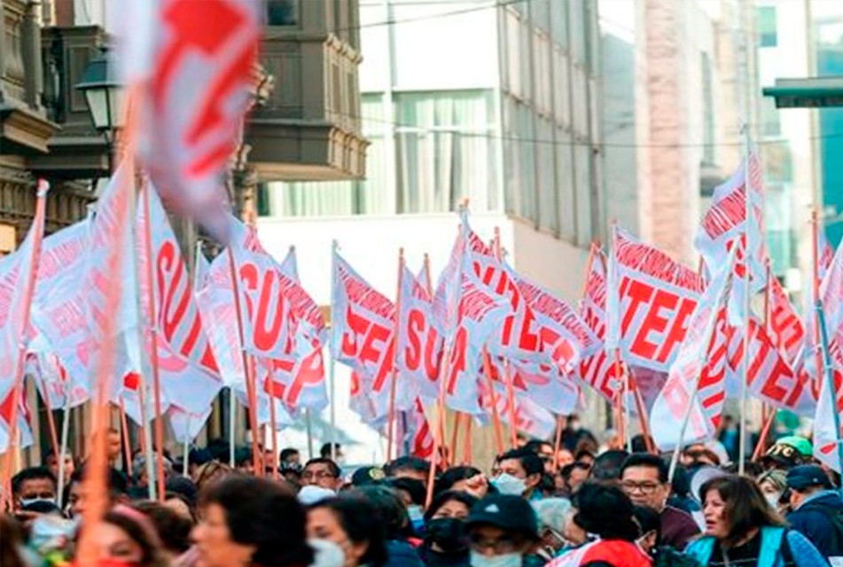 DESTACAN QUE PARO NACIONAL DEL SUTEP FUE TRASCENDENTAL, CATEGÓRICO, UNITARIO Y MASIVO EN TODO EL PAÍS