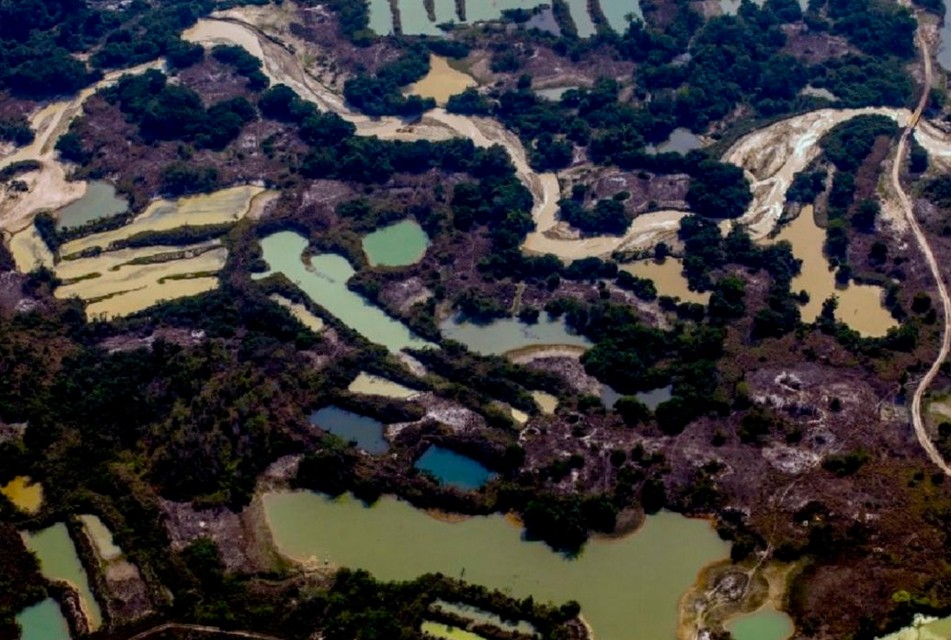 “ES NECESARIO ESTRUCTURAR UNA AGENDA SERIA, PRAGMÁTICA Y ARTICULADA CON LAS POTENCIALIDADES DE LA AMAZONÍA”