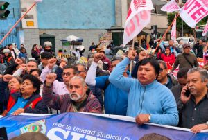 SUTEP ACATA PARO NACIONAL DE 24 HORAS EN EXIGENCIA DE MAYORES RECURSOS PARA EDUCACIÓN, AUMENTO SALARIAL Y PENSIONES DIGNAS