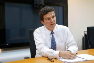 EL EJECUTIVO DEBE PRONUNCIARSE SOBRE INVIABILIDAD DEL REINFO DEMANDA EXMINISTRO INCHAUSTEGUI 