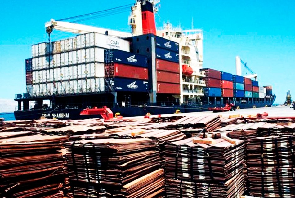 SNMPE: EXPORTACIONES MINERAS CRECIERON 25.3% ENTRE ENERO A OCTUBRE AL SUMAR US$ 48,800 MILLONES