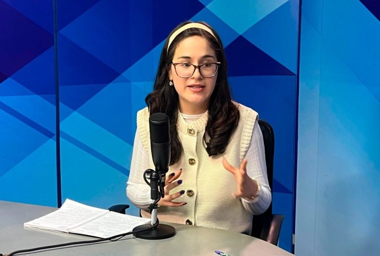 IPE: PERÚ INCUMPLE LA REGLA DEL DÉFICIT FISCAL POR SEGUNDO AÑO Y ACUMULA UNA PÉRDIDA DE 2.3% DEL PBI POR OBRAS PARALIZADAS