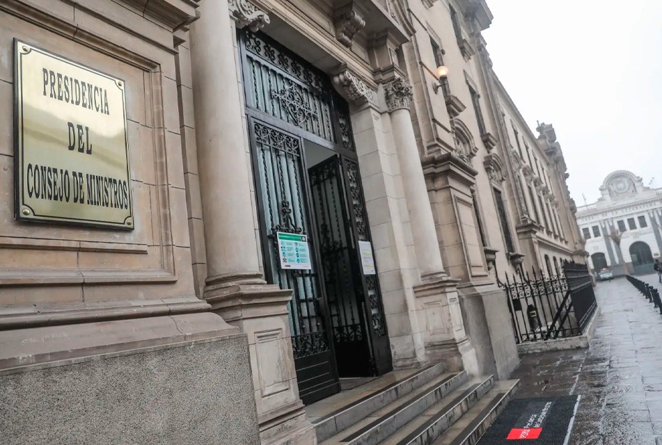 ESTABLECEN USO DE FRASE “¡EL PERÚ A TODA MÁQUINA!” PARA TODAS LAS ENTIDADES DEL EJECUTIVO