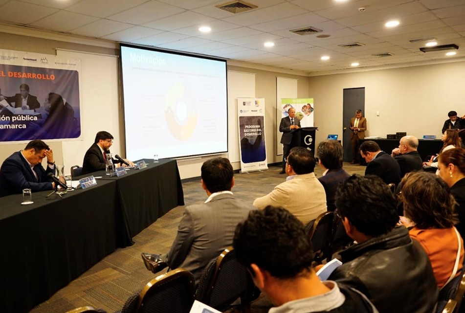 NEWMONT ALAC IMPULSA CAPACITACIÓN A FUNCIONARIOS PÚBLICOS EN MECANISMO DE OBRAS POR IMPUESTOS Y CONTRATACIONES DEL ESTADO