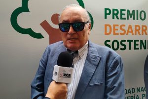 MARIO CEDRÓN DESTACA LA IMPORTANCIA DEL DESARROLLO SOSTENIBLE EN PREMIOS DE LA SNMPE 2025