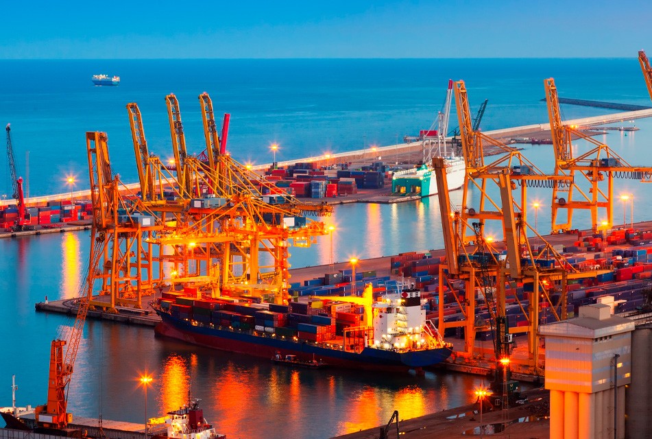 ECONOMÍA PERUANA PROYECTA ESTABILIDAD Y RÉCORD EN EXPORTACIONES PARA EL CIERRE DE 2025