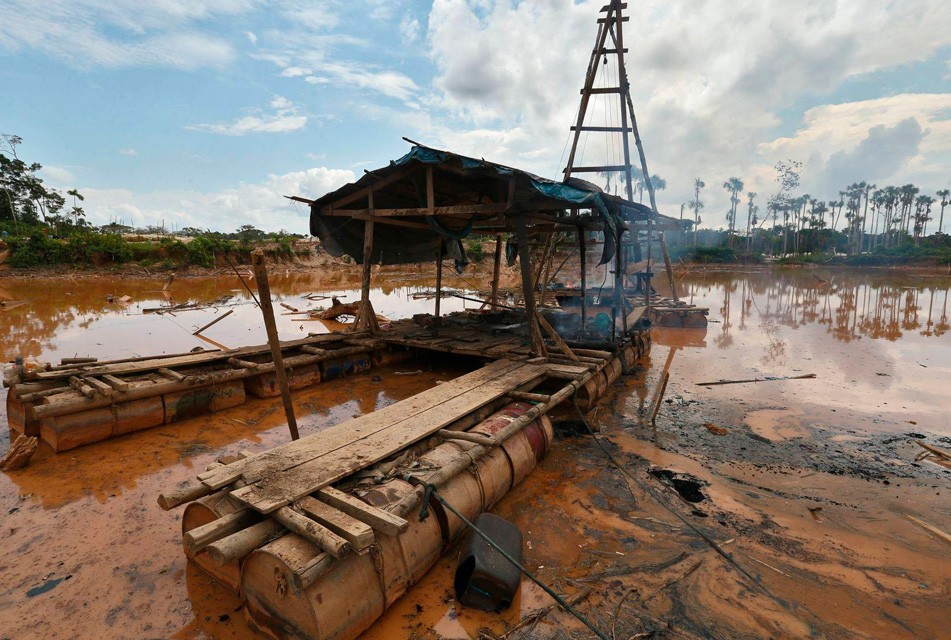 MINERÍA ILEGAL CONTAMINA 135 MIL HECTÁREAS EN MADRE DE DIOS