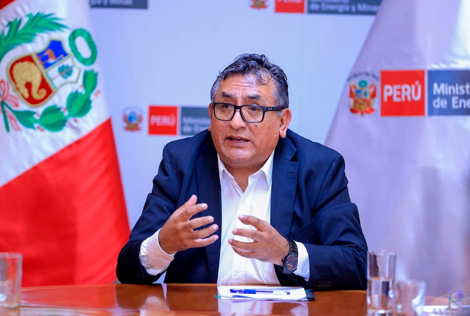 PROPUESTA DEL MINEM SOBRE AMPLIACIÓN DEL REINFO DEJA ABIERTA POSIBILIDAD DE QUE MINEROS ILEGALES SIGAN OPERANDO DE MANERA PERMANENTE