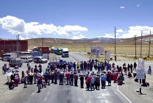 PUNO CIERRA FILAS CONTRA PARTIDOS DE DERECHA Y ANTICIPA UN ESCENARIO ELECTORAL ATÍPICO