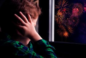 RUIDOS NAVIDEÑOS PUEDEN DETONAR CRISIS EN PERSONAS CON DISCAPACIDAD, ADVIERTE PSICÓLOGA