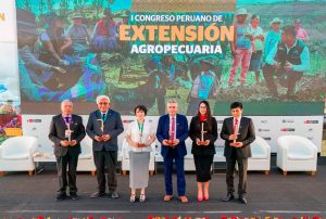 PRIMER CONGRESO DE EXTENSIÓN AGROPECUARIA REÚNE A PRODUCTORES, ESTUDIANTES, EXTENSIONISTAS E INVESTIGADORES DEL AGRO DE TODO DEL PAÍS EN LIMA