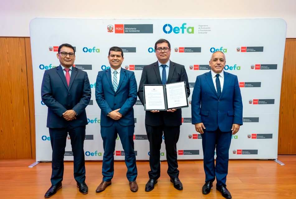 OEFA Y EL MINISTERIO DE VIVIENDA CULMINAN TRANSFERENCIA DE FUNCIONES EN FISCALIZACIÓN AMBIENTAL