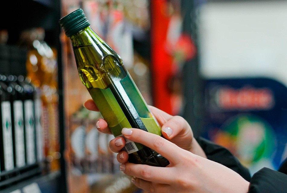 AUMENTO DEL CONSUMO DE ACEITE DE OLIVA REFLEJA UN CLIENTE MÁS INFORMADO