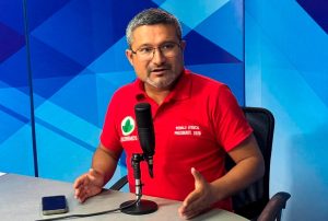 CANDIDATO A LA PRESIDENCIA RONALD ATENCIO DENUNCIA MAFIA CONGRESAL Y PROPONE ASAMBLEA CONSTITUYENTE COMO SALIDA A LA CRISIS POLÍTICA