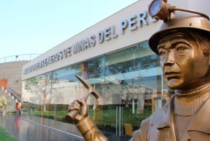 EL IIMP SE CONSOLIDA COMO EL EJE DE LA MINERÍA MODERNA Y EL DESARROLLO GENERACIONAL EN EL PERÚ