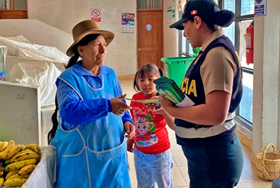 FORTALECEN LA PREVENCIÓN DE LA VIOLENCIA CONTRA LA MUJER Y EL GRUPO FAMILIAR EN ABANCAY