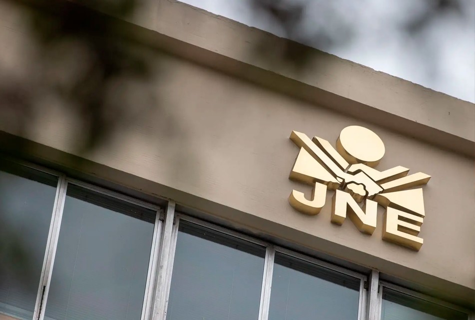 JNE ESTABLECE PLAZOS PARA RENUNCIA DE GOBERNADORES, ALCALDES Y FUNCIONARIOS EN ERM 2026