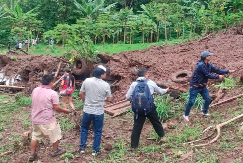 TEMPORADA DE LLUVIAS DEJA 12 FALLECIDOS Y CERCA DE 400 DAMNIFICADOS EN DIVERSAS REGIONES