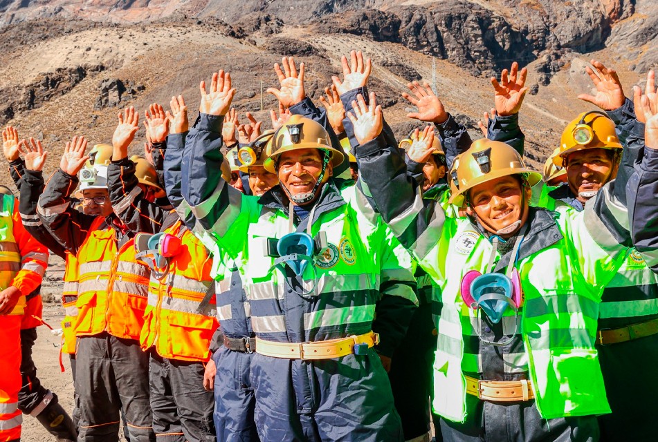 MINEM IMPULSA CREACIÓN DEL BANCO MINERO DEL PERÚ BAJO UN MODELO DE ACCIONARIADO PRIVADO PARA PEQUEÑOS PRODUCTORES