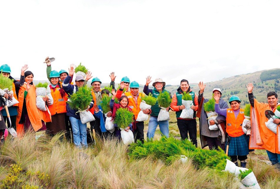 ALIANZA DE NEWMONT FONCREAGRO Y SERFOR PERMITE A FAMILIAS ACCEDER A RECURSOS DEL ESTADO