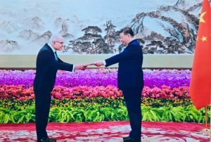 EMBAJADOR DEL PERÚ ANTE LA REPÚBLICA POPULAR CHINA PRESENTÓ CARTAS CREDENCIALES