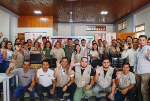 MINAM FORTALECE VIGILANCIA DE BOSQUES EN LA RESERVA COMUNAL EL SIRA CON ENTREGA DE EQUIPOS TECNOLÓGICOS Y PROTECCIÓN PERSONAL