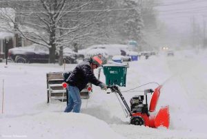 EL TEMPORAL DEJA A MÁS DE UN MILLÓN DE HOGARES SIN ELECTRICIDAD EN EE. UU.