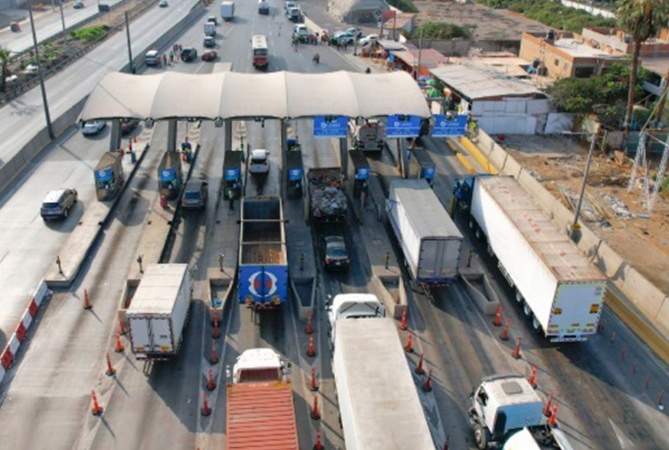 TRÁNSITO DE VEHÍCULOS A NIVEL NACIONAL CRECIÓ EN 5,2% POR FESTIVIDADES Y OTRAS ACTIVIDADES COMERCIALES