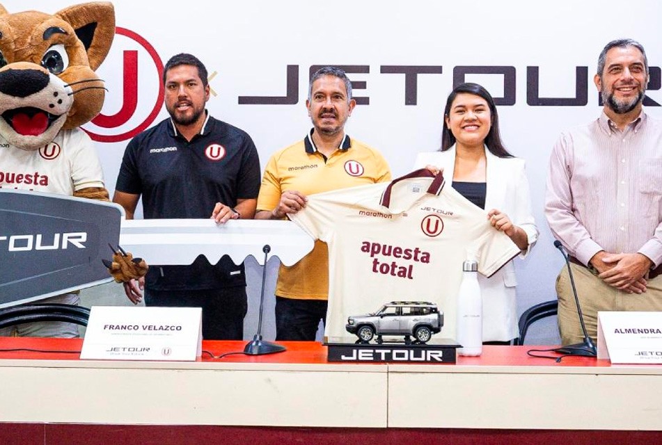 ¡SIGUE EL VÍNCULO! UNIVERSITARIO RENOVÓ CON JETOUR