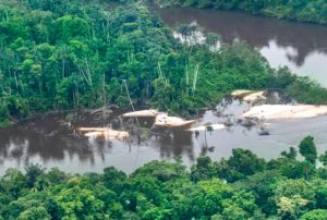 MINERÍA ILEGAL SE DESBORDA EN EL ALTO NANAY